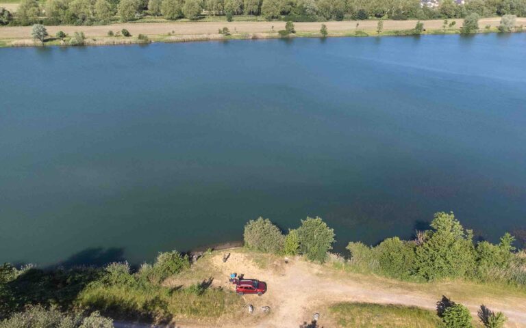 vue plein eau poste 17 étang tronc du chêne cap nature