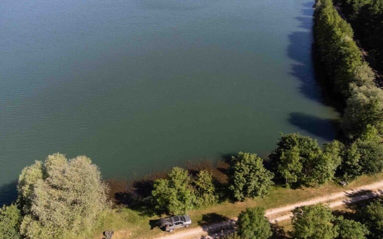 vue drone poste 19 étang tronc du chêne cap nature