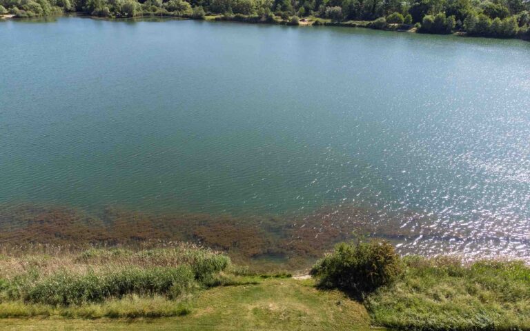 vue drone poste 3 étang du tronc du chene cap nature