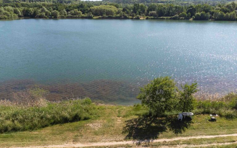 vue drone poste 4 étang du tronc du chêne cap nature