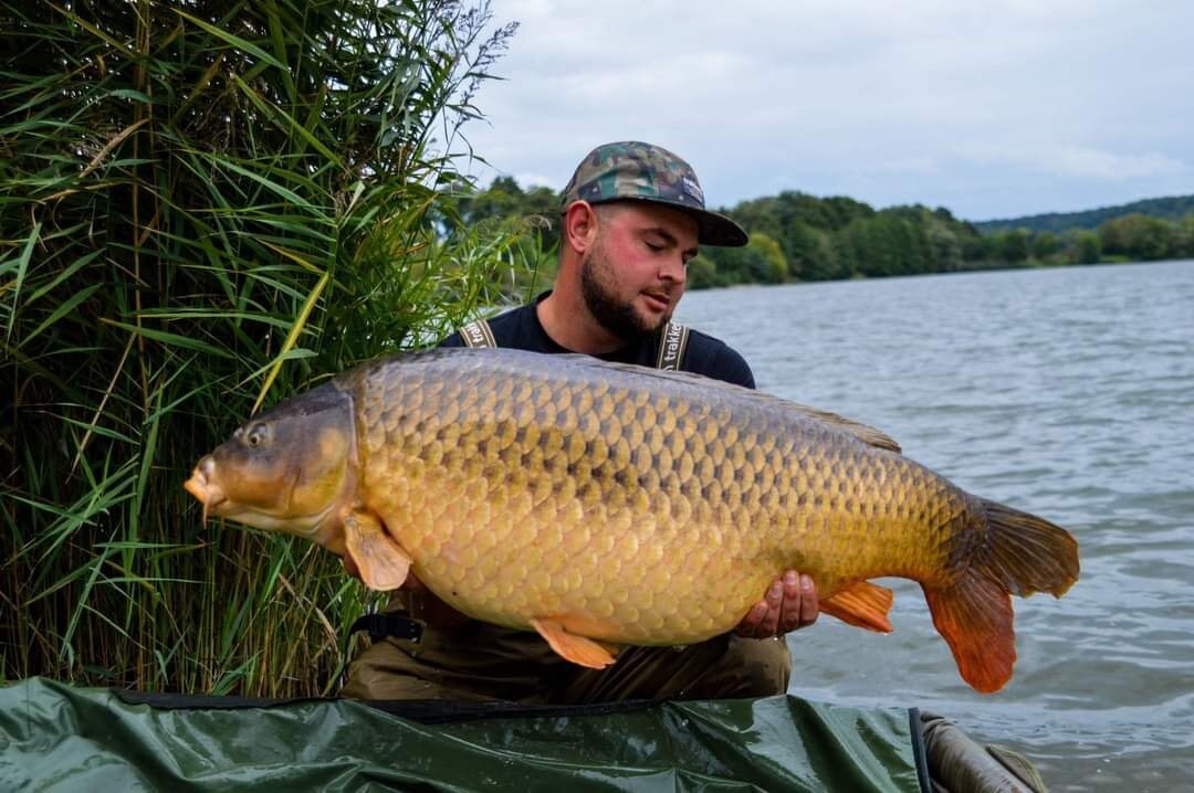 carpfishing in france, french bigcarp lake in france cap nature 54